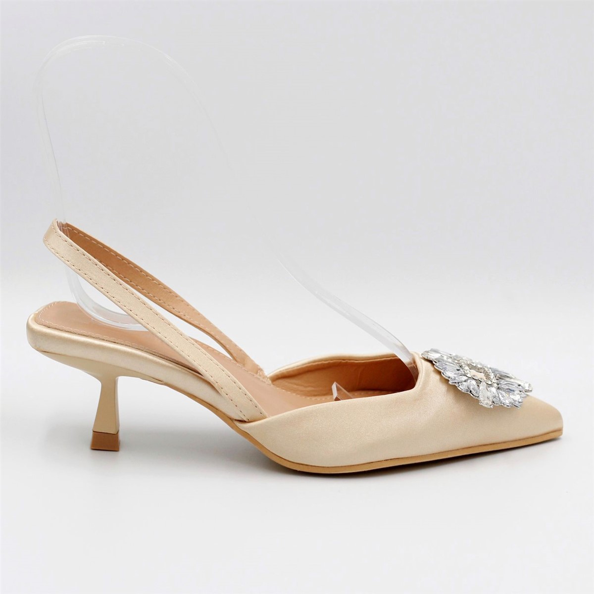 Gala - Image 2