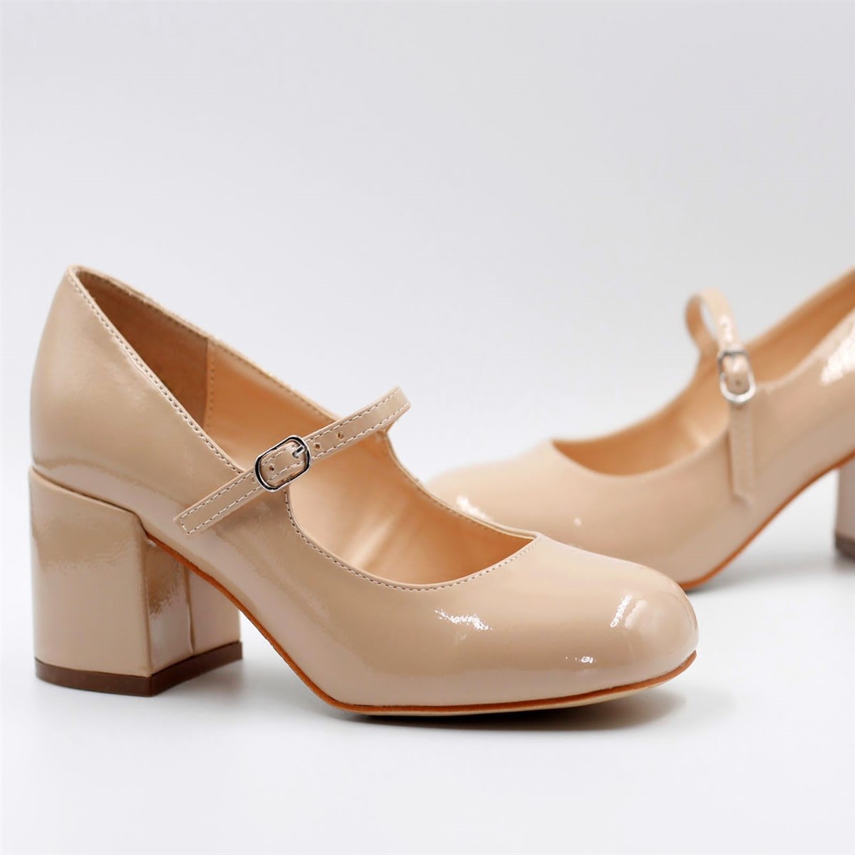 Dolly - Image 4