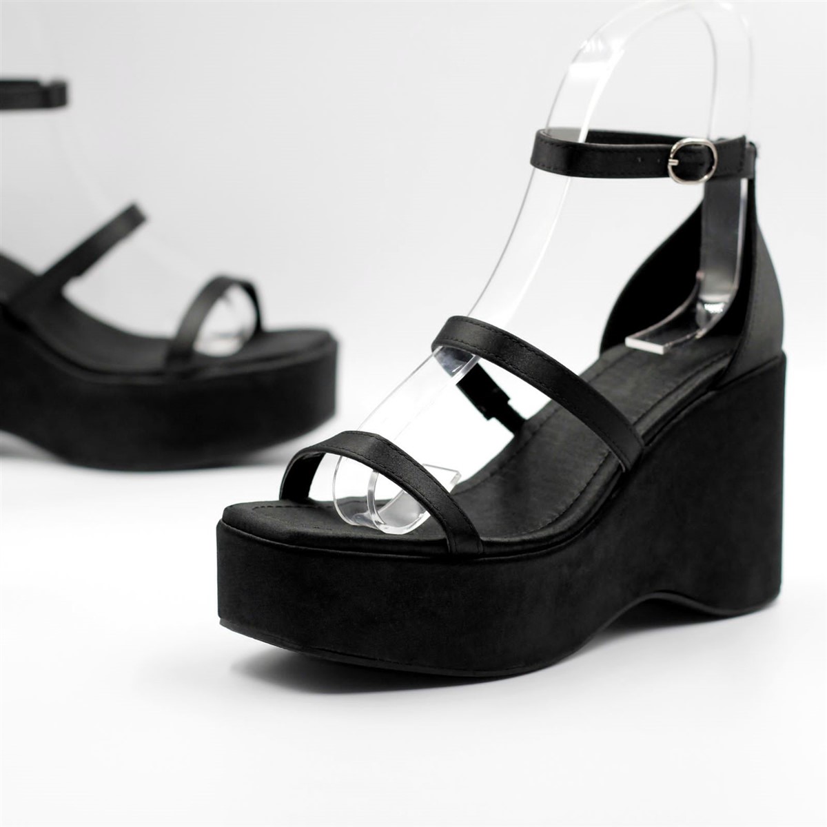 Donna - Image 4