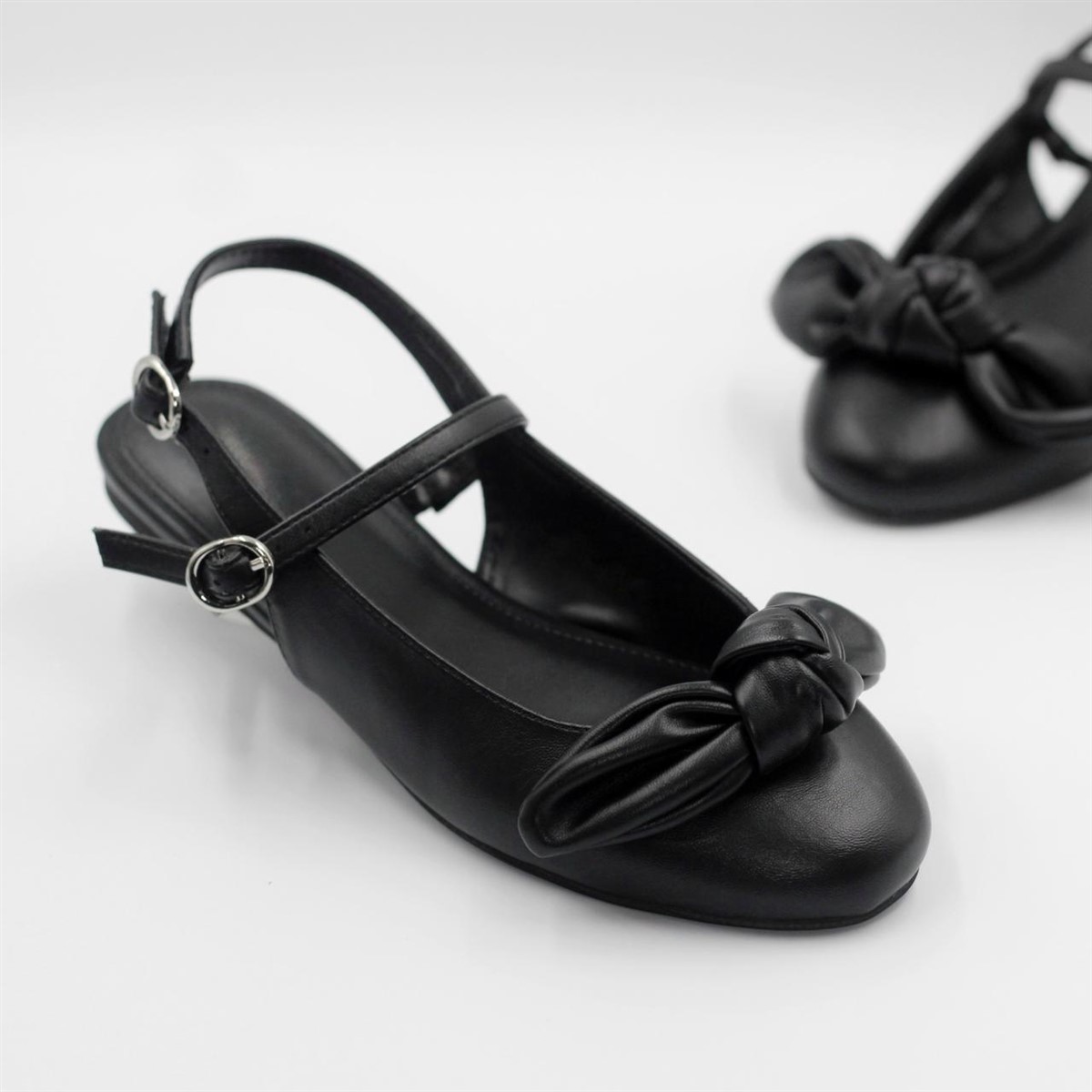Beth - Image 3