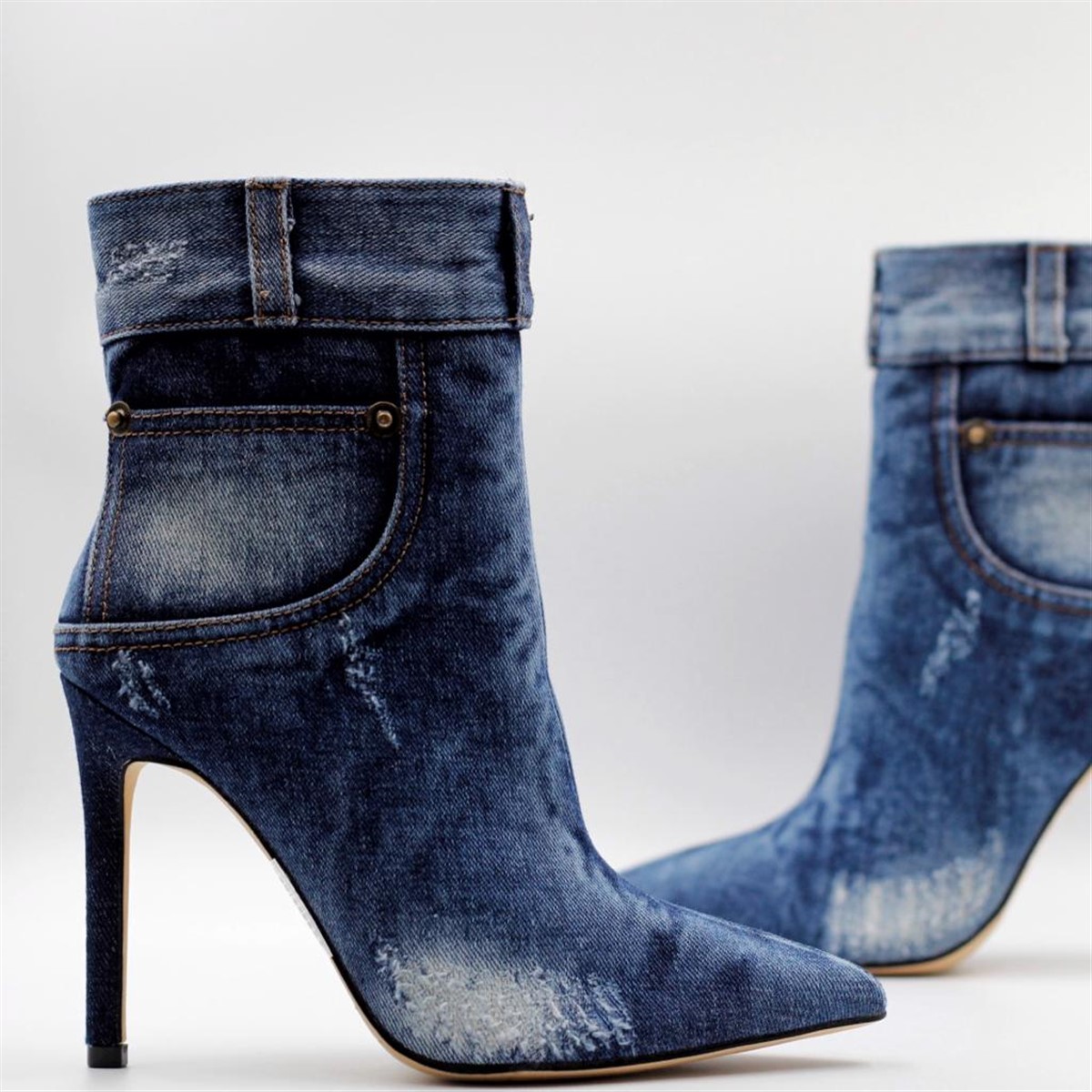 Jean - Image 2