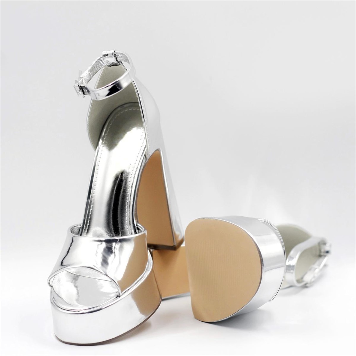 Mariel - Image 7